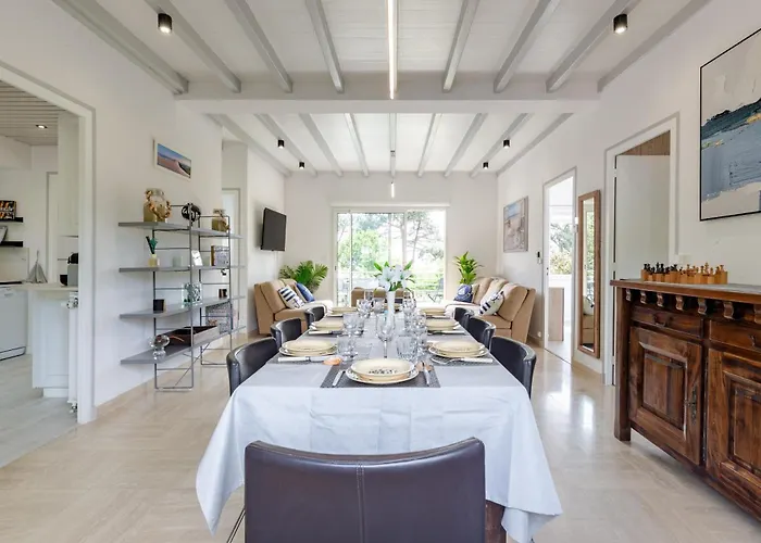 Bista Eder Pyla-sur-Mer